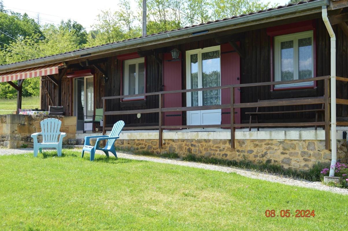 Le Chalet Des Contries Bed & Breakfast Sarlat-la-Caneda Exterior photo